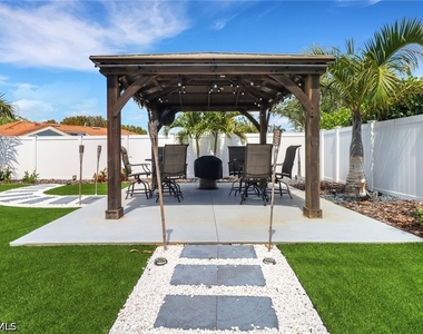 701 N Barfield Drive - Photo Thumbnail 32