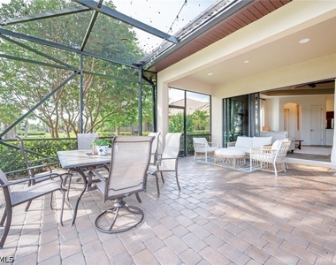 7563 Moorgate Point Way - Photo Thumbnail 5