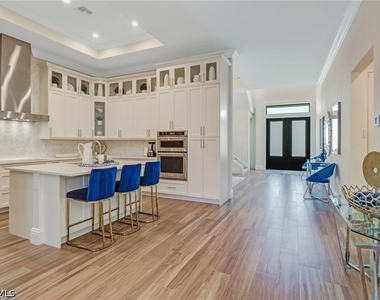 2875 Coco Lakes Drive - Photo Thumbnail 2