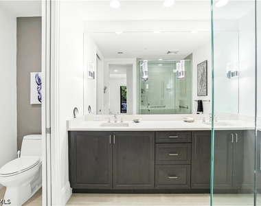 1035 3rd Avenue S - Photo Thumbnail 16