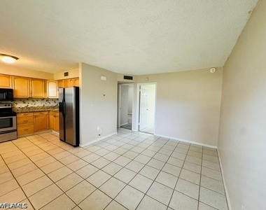 3325 Airport Road N - Photo Thumbnail 6