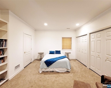 441 Piermont - Photo Thumbnail 20