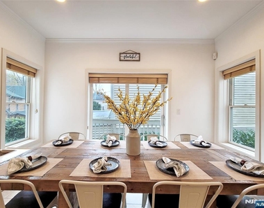 441 Piermont - Photo Thumbnail 2