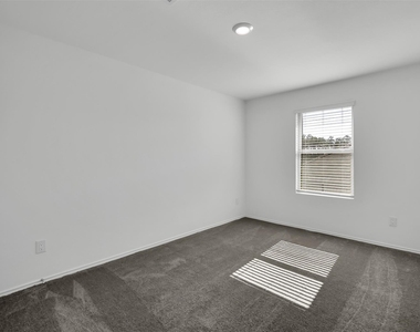 1615 Oleander Greens Drive - Photo Thumbnail 15