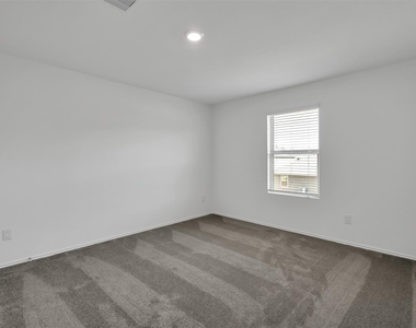 1615 Oleander Greens Drive - Photo Thumbnail 14