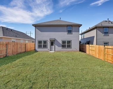 1615 Oleander Greens Drive - Photo Thumbnail 18