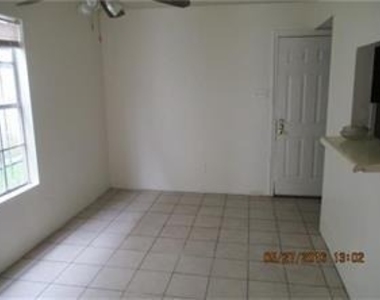 12308 Ormandy Street - Photo Thumbnail 4