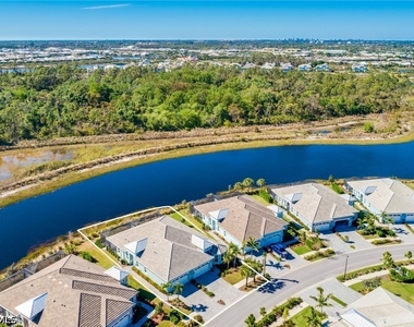 7096 Dominica Drive - Photo Thumbnail 17