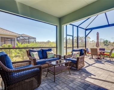 7096 Dominica Drive - Photo Thumbnail 12