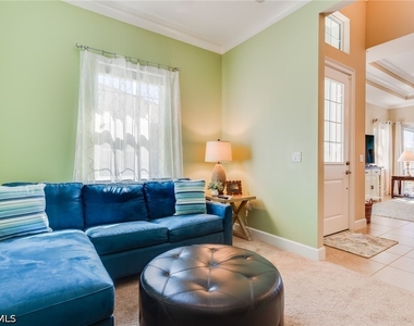 7096 Dominica Drive - Photo Thumbnail 6