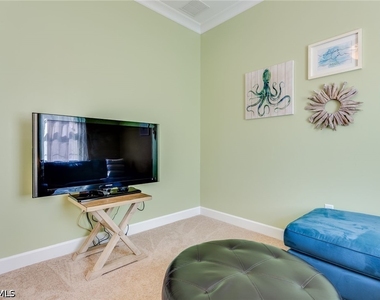 7096 Dominica Drive - Photo Thumbnail 7