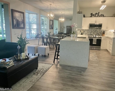 56 Silver Oaks Circle - Photo Thumbnail 10
