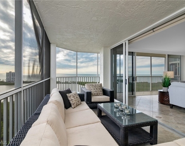 5550 Heron Point Drive - Photo Thumbnail 16