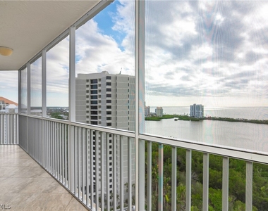 5550 Heron Point Drive - Photo Thumbnail 17