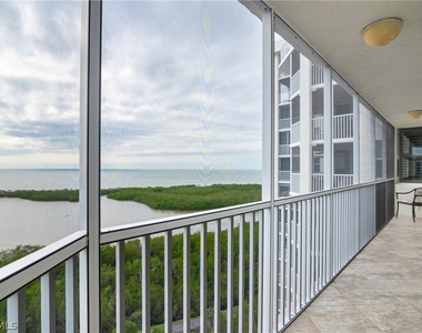 5550 Heron Point Drive - Photo Thumbnail 19