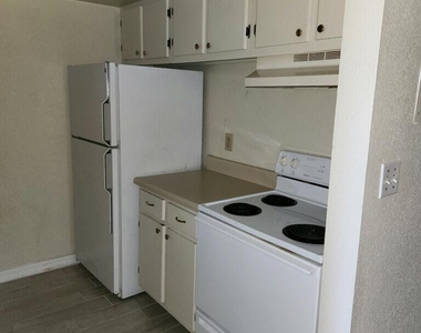 2170 Knox Mcrae Drive - Photo Thumbnail 4