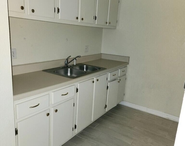 2170 Knox Mcrae Drive - Photo Thumbnail 3