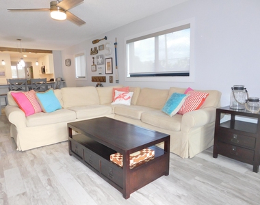 3160 N Atlantic Avenue - Photo Thumbnail 6