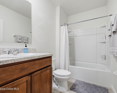 4687 Magenta Isles Drive - Photo Thumbnail 4