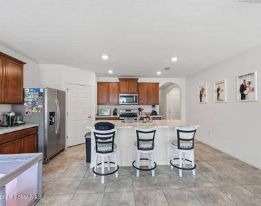 4687 Magenta Isles Drive - Photo Thumbnail 10