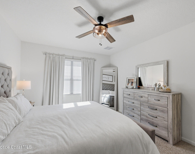 4687 Magenta Isles Drive - Photo Thumbnail 19