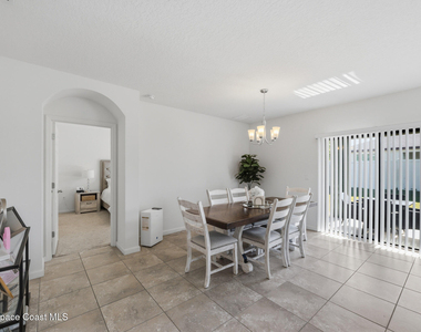 4687 Magenta Isles Drive - Photo Thumbnail 17