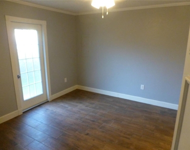 1890 Wolford Road - Photo Thumbnail 9