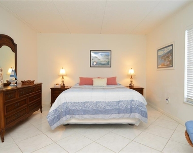 12760 Indian Rocks Road - Photo Thumbnail 25