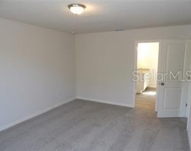 5033 Kirkwood Avenue - Photo Thumbnail 7