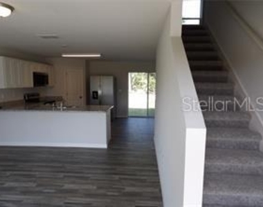 5033 Kirkwood Avenue - Photo Thumbnail 4