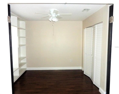 7910 Hardwick Drive - Photo Thumbnail 6