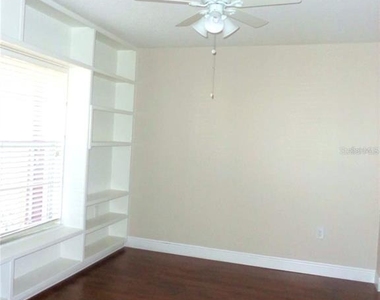 7910 Hardwick Drive - Photo Thumbnail 7
