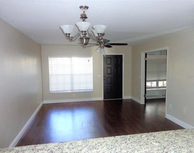 7910 Hardwick Drive - Photo Thumbnail 3