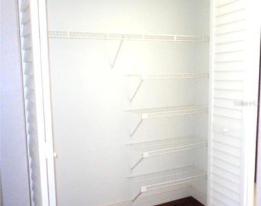 7910 Hardwick Drive - Photo Thumbnail 15