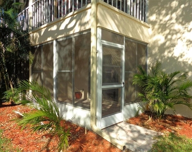 7910 Hardwick Drive - Photo Thumbnail 19