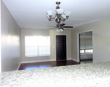 7910 Hardwick Drive - Photo Thumbnail 10
