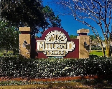 7910 Hardwick Drive - Photo Thumbnail 1