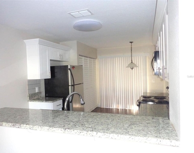 7910 Hardwick Drive - Photo Thumbnail 13
