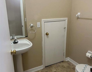 2113 Fluorshire Drive - Photo Thumbnail 4