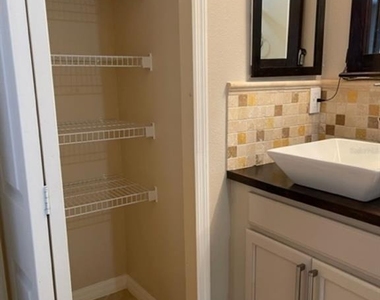 2950 Willowleaf Lane - Photo Thumbnail 15