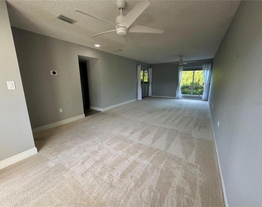 514 Windrush Bay Drive - Photo Thumbnail 5