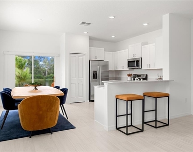 5095 Capri Harbor Drive - Photo Thumbnail 4