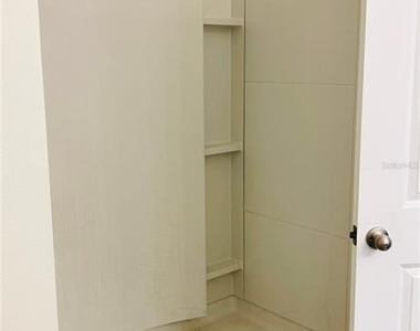 11152 Leland Groves Drive - Photo Thumbnail 13