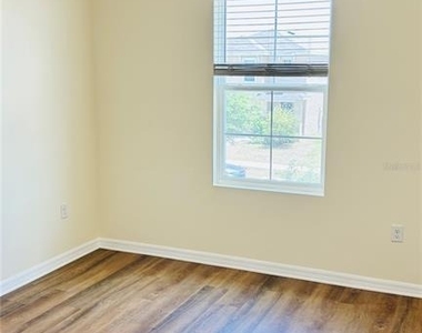 11152 Leland Groves Drive - Photo Thumbnail 23