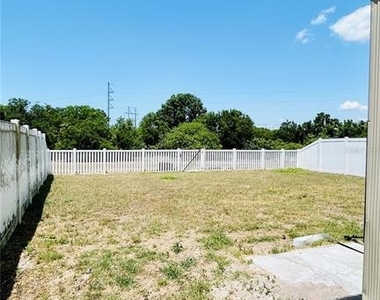 11152 Leland Groves Drive - Photo Thumbnail 24