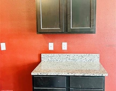 11152 Leland Groves Drive - Photo Thumbnail 9