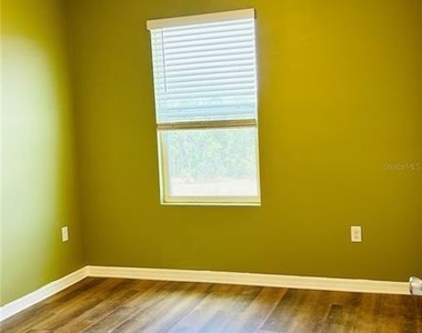 11152 Leland Groves Drive - Photo Thumbnail 15