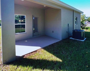 1335 W Walnut Street - Photo Thumbnail 7