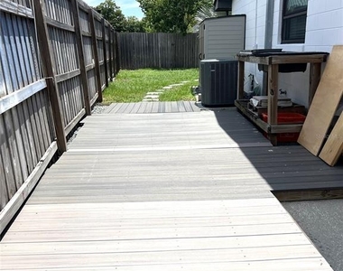3121 Heartwood Avenue - Photo Thumbnail 20