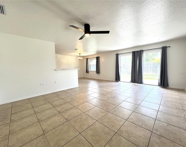 3121 Heartwood Avenue - Photo Thumbnail 2